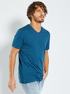 T-shirt col V